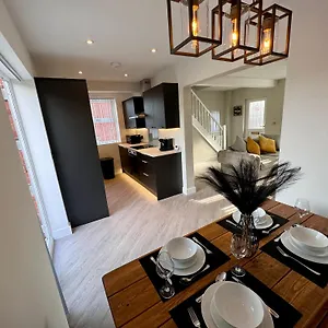 The Perfect Place 3 Bedroom House With Garden And Parking Barnsley