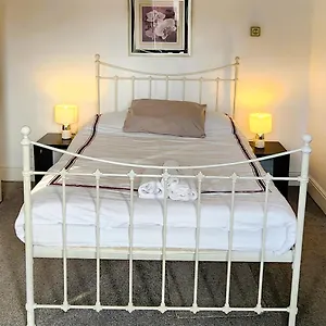 Spacious Ensuite With Charming Bay Window Sheffield